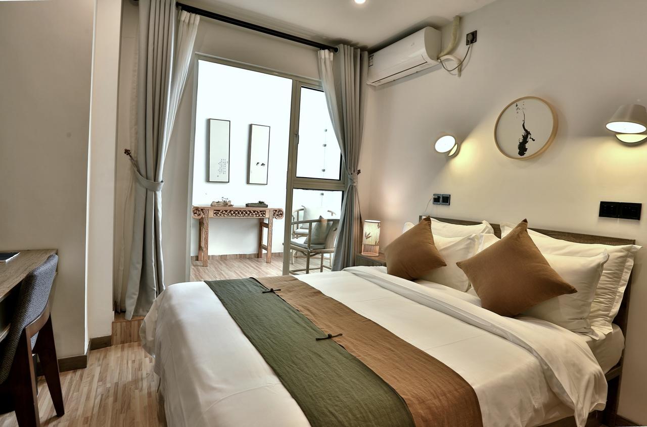 U Hotels Xintiandi Shanghai Exterior photo